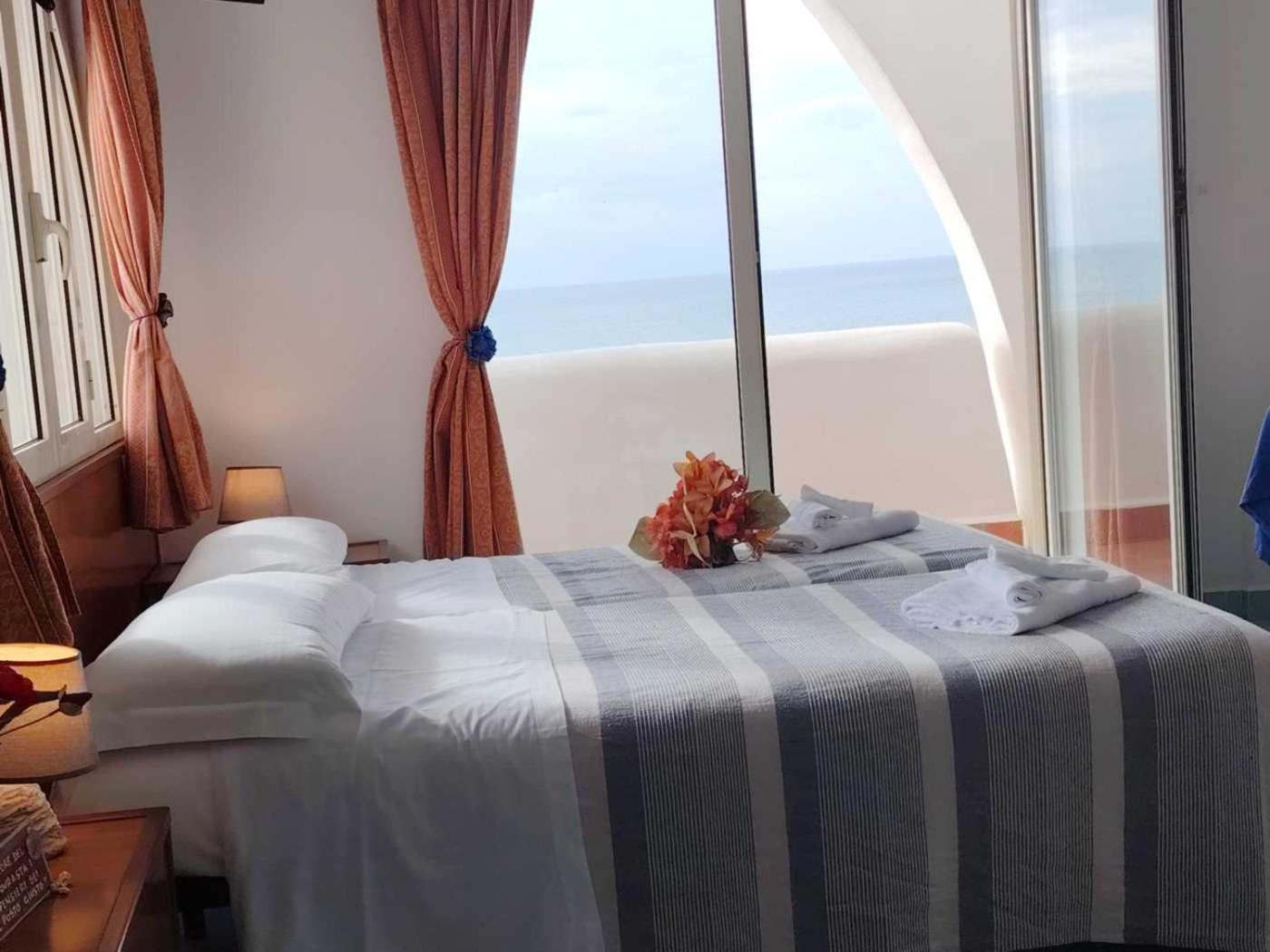 Casa Vacanze Elianto Anzio Extérieur photo